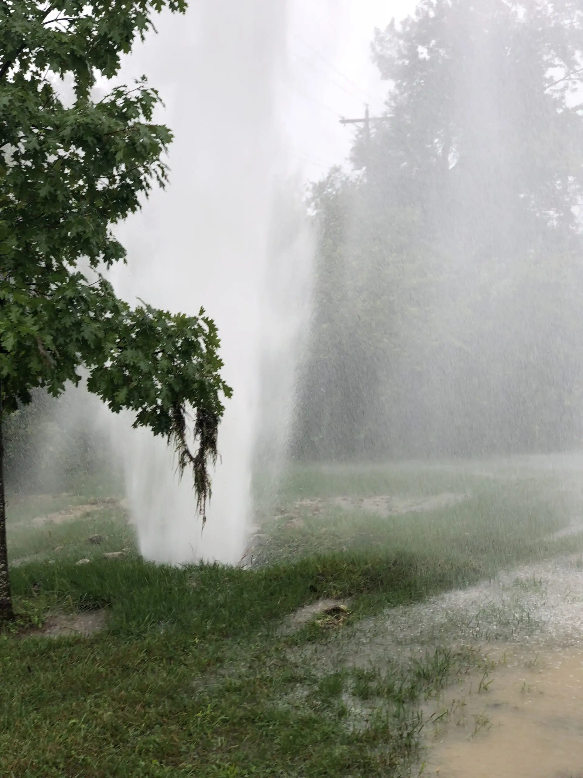 engineering - picture of water main break